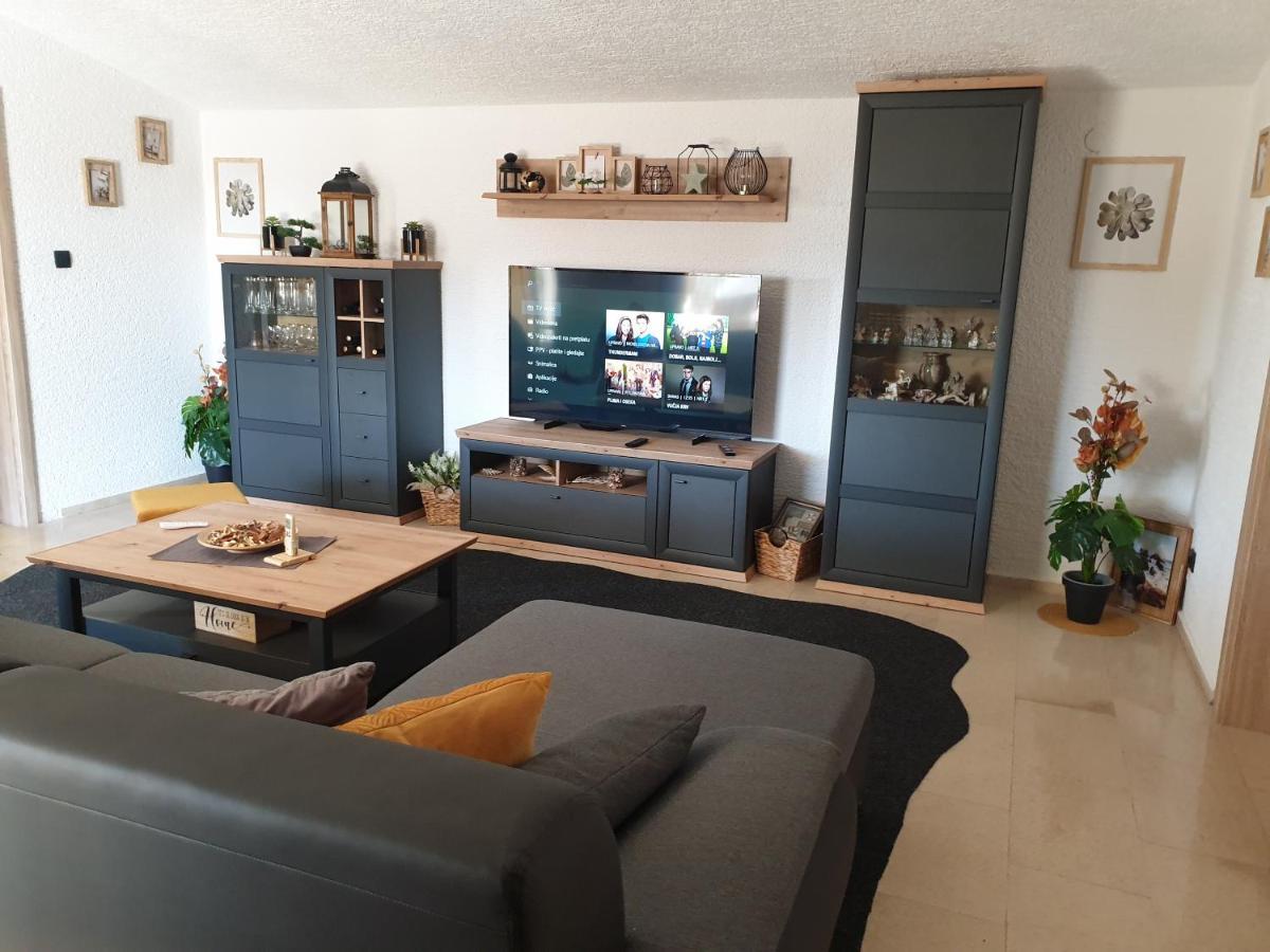 Apartman Anabella Rovanjska Exterior photo