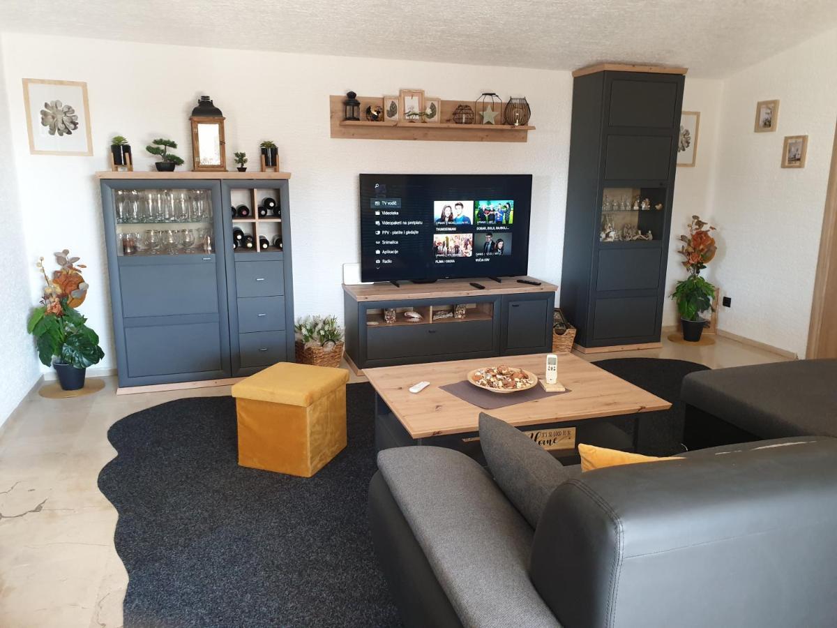 Apartman Anabella Rovanjska Exterior photo